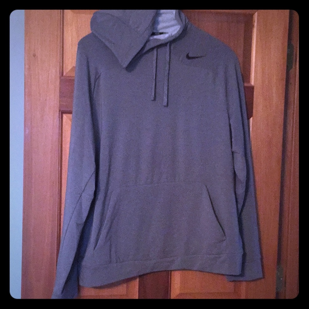 Men’s Nike dry fit hoodie